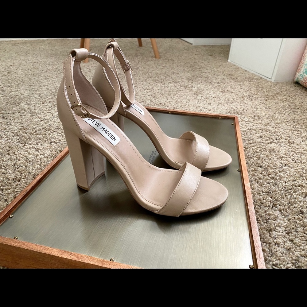 Steve Madden Nude Chunky Heel Sandals size 8.5
